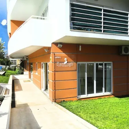 Flamingo Sea ​​and Mountain View Apartament *